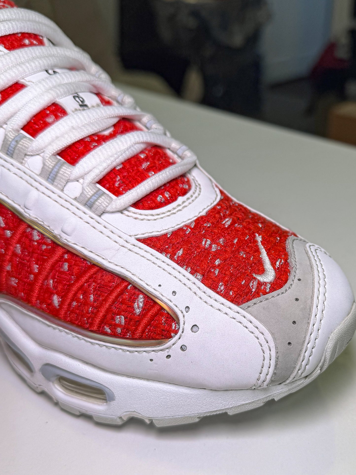 Nike Air Max Tailwind 4 x Supreme ‘University Red’ 2019 - Recondicionado