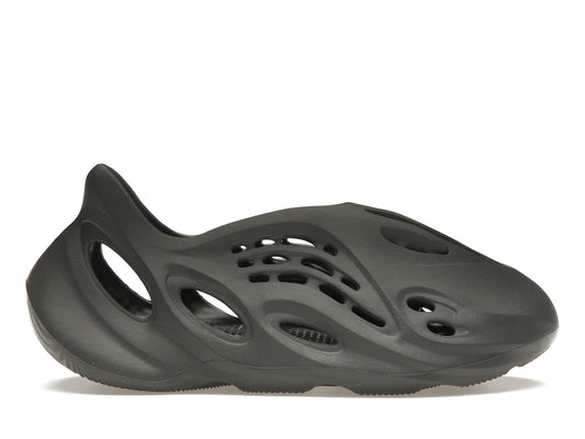 Adidas Yeezy Foam RNNR 'Carbon' 2023
